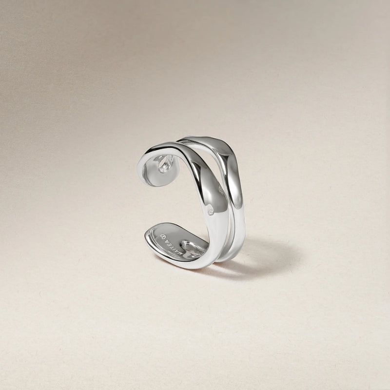 Ripple Hammered Earcuff