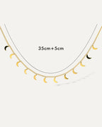 Moon Charm Halskette