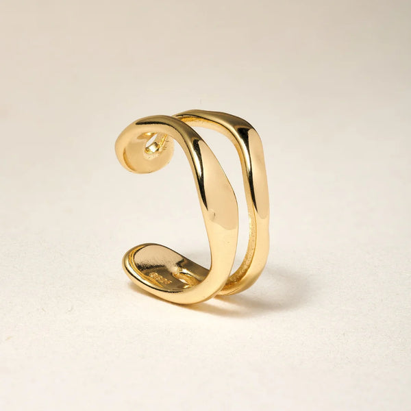Ripple Hammered Earcuff