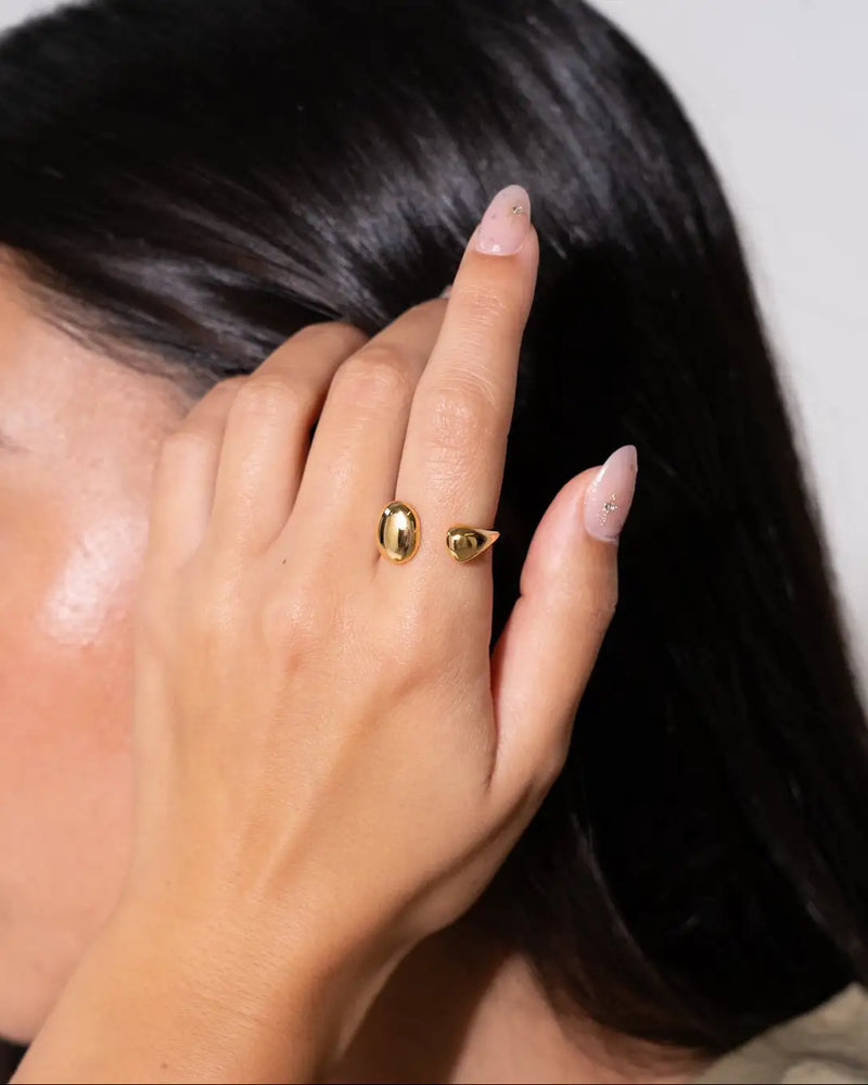 Abstract Bulb Ring