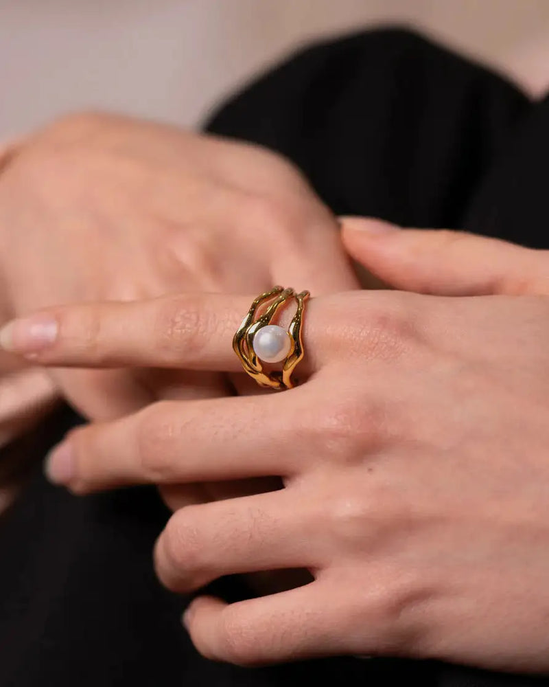 Sierra Luna Ring